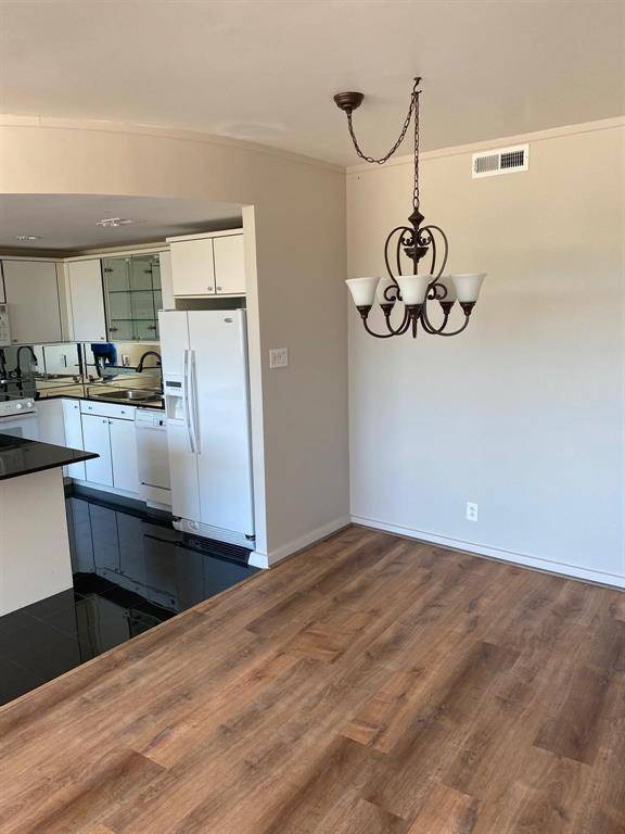 Dallas, TX 75225,6211 W Northwest Highway #307