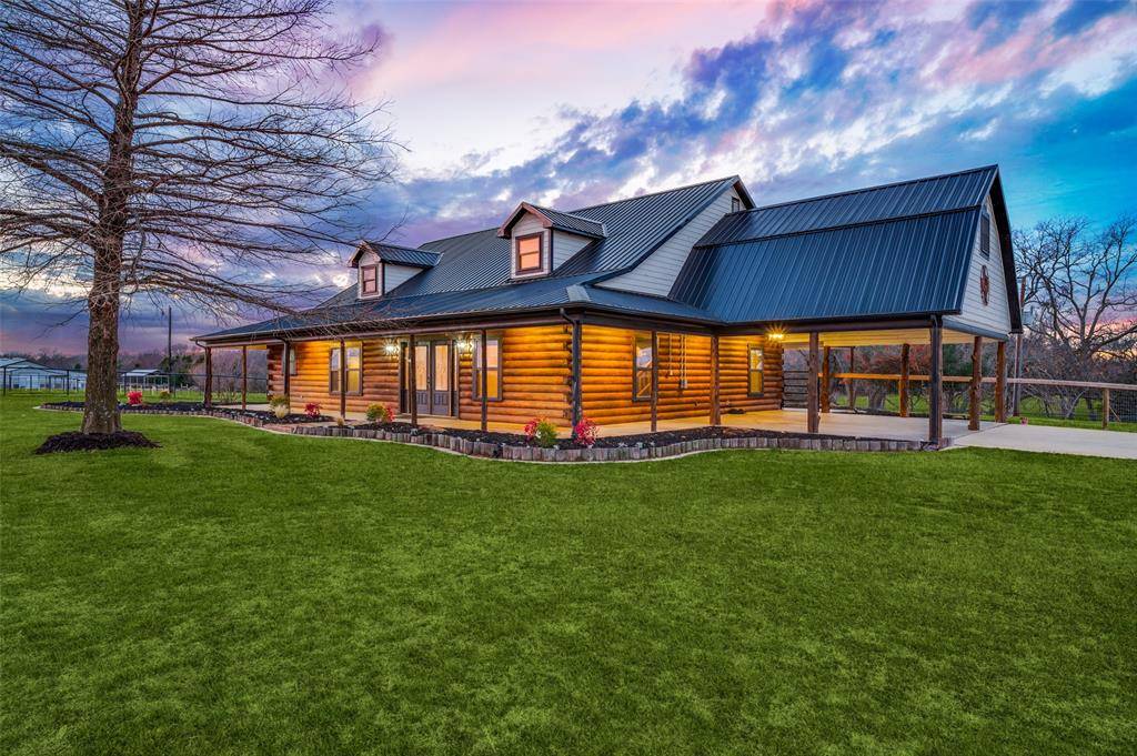 Collinsville, TX 76233,1353 Spring Creek Road