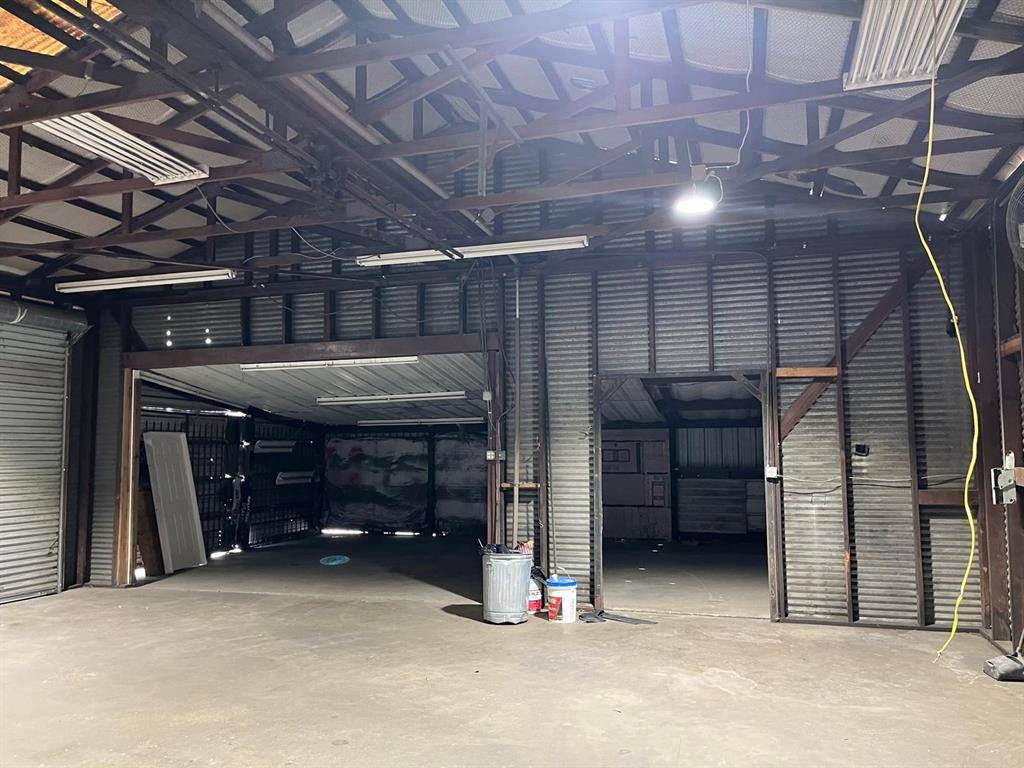 Forest Hill, TX 76119,5020 Mansfield Highway