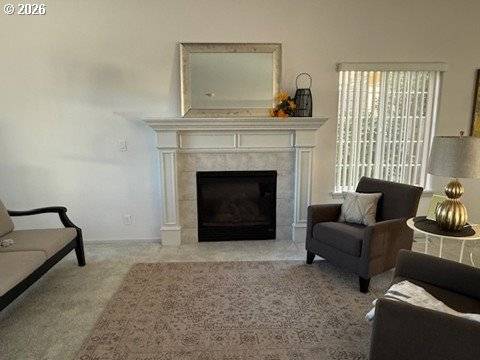 Springfield, OR 97477,937 S ST