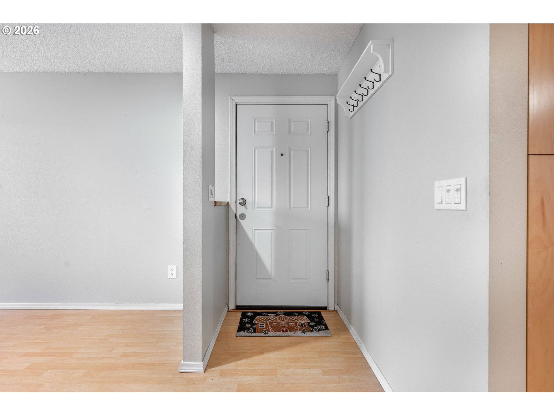 Hillsboro, OR 97123,2330 SE BROOKWOOD AVE #206