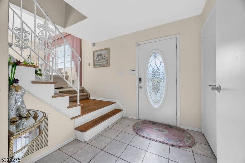 Franklin Twp., NJ 08873,19 Winston Dr