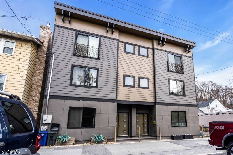 Lambertville City, NJ 08530,10 Mccready Aly