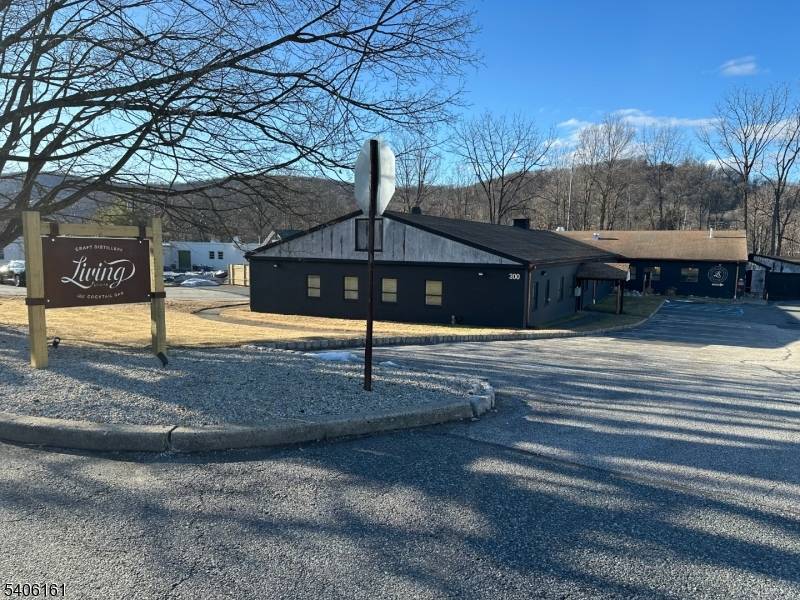 Hackettstown Town, NJ 07840,300 Valentine St