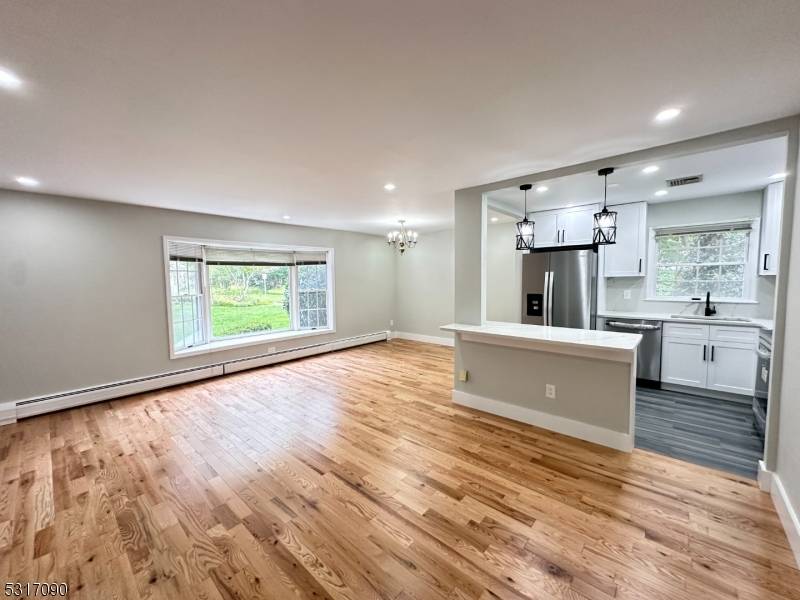 Park Ridge Boro, NJ 07656,107 A So Maple Ave #A