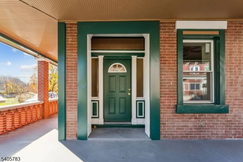 Phillipsburg Town, NJ 08865,786 S Main St #2