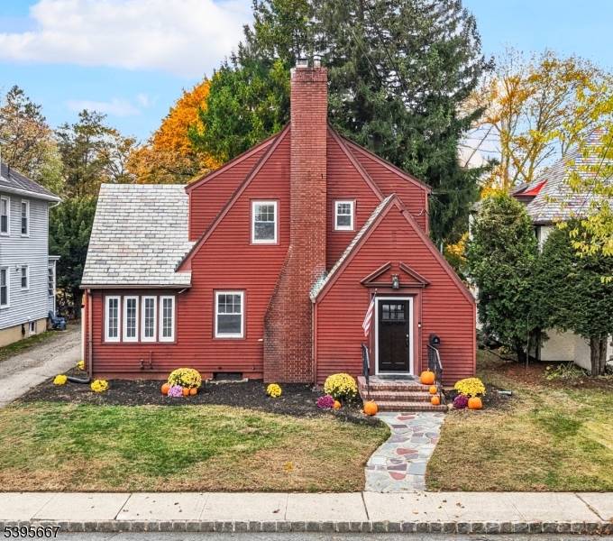 Dover Town, NJ 07801,8 N Elk Ave