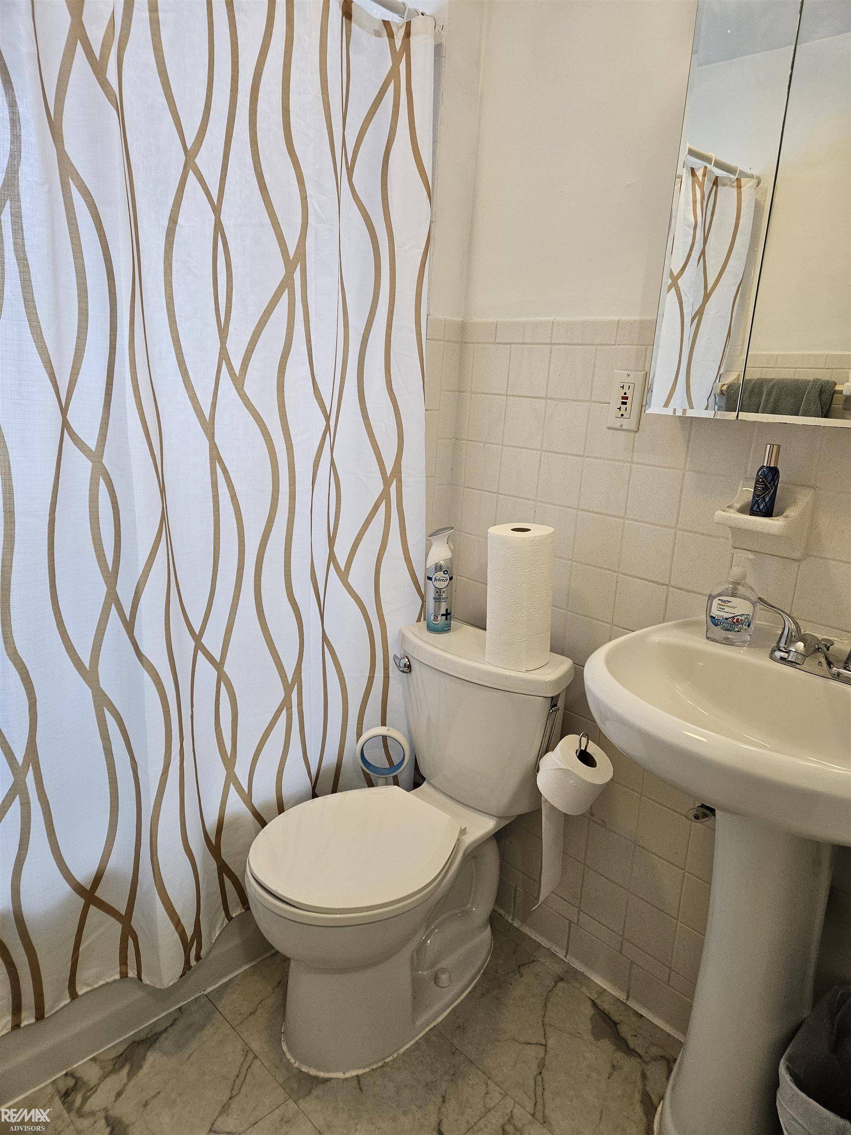 Port Huron, MI 48060,1311 12th ST