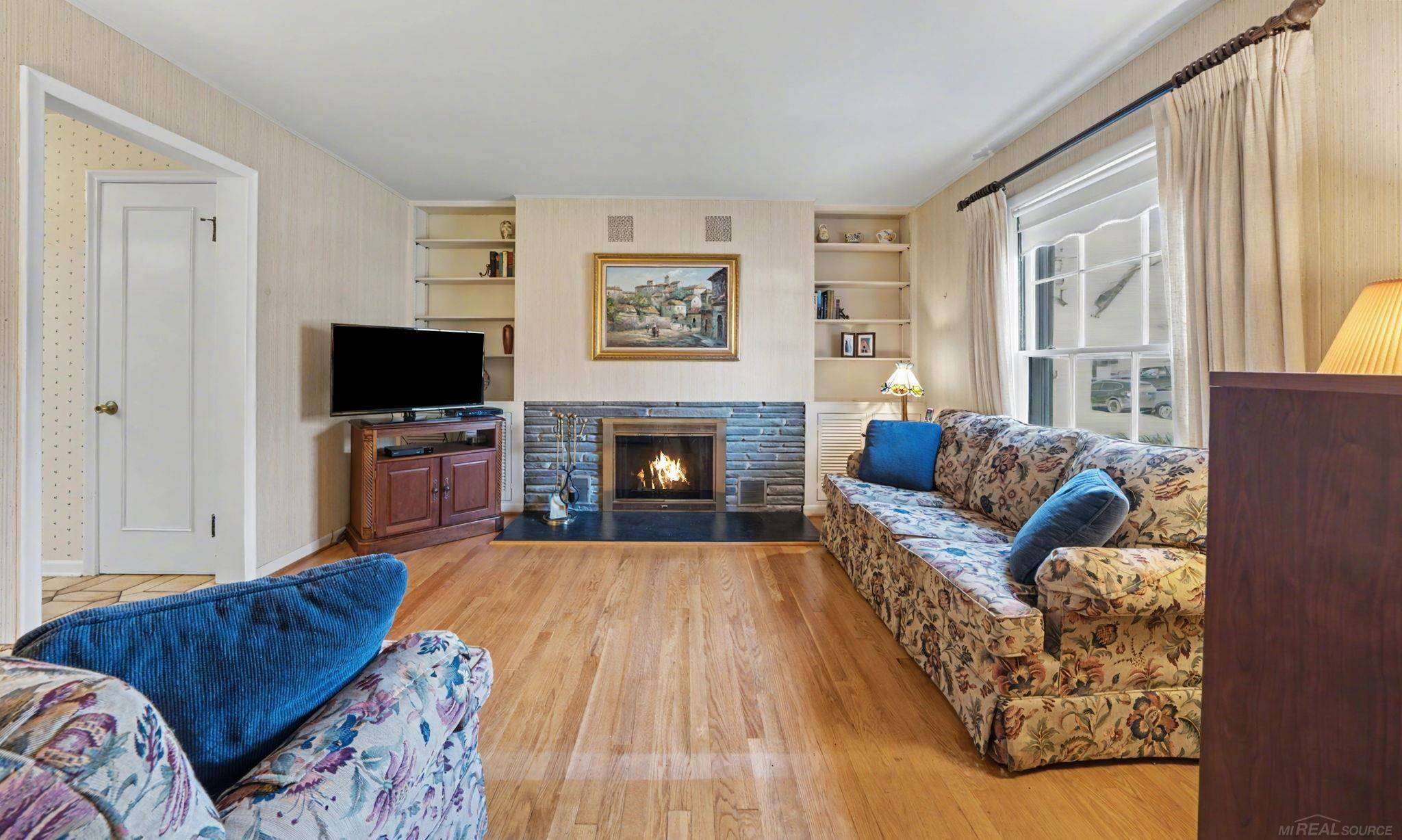 Grosse Pointe Woods, MI 48236,773 Hollywood AVE