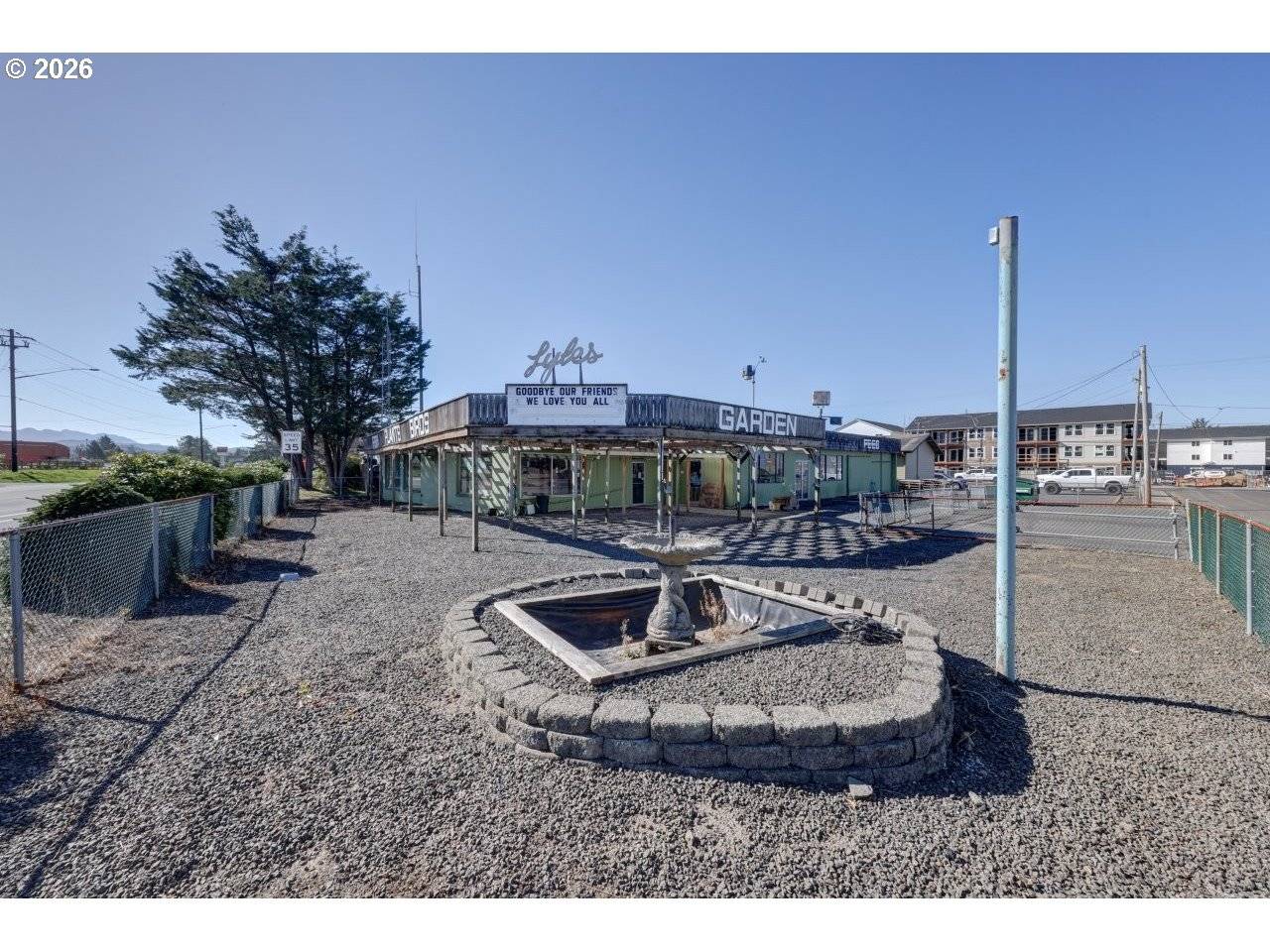 725 ave J, Seaside, OR 97138