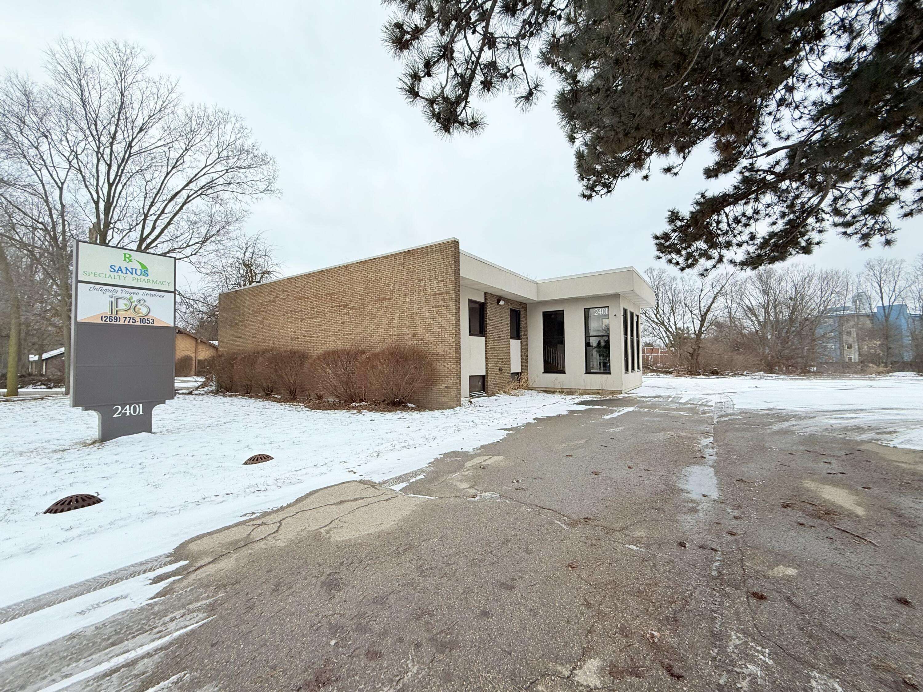 Kalamazoo, MI 49048,2401 Gull RD