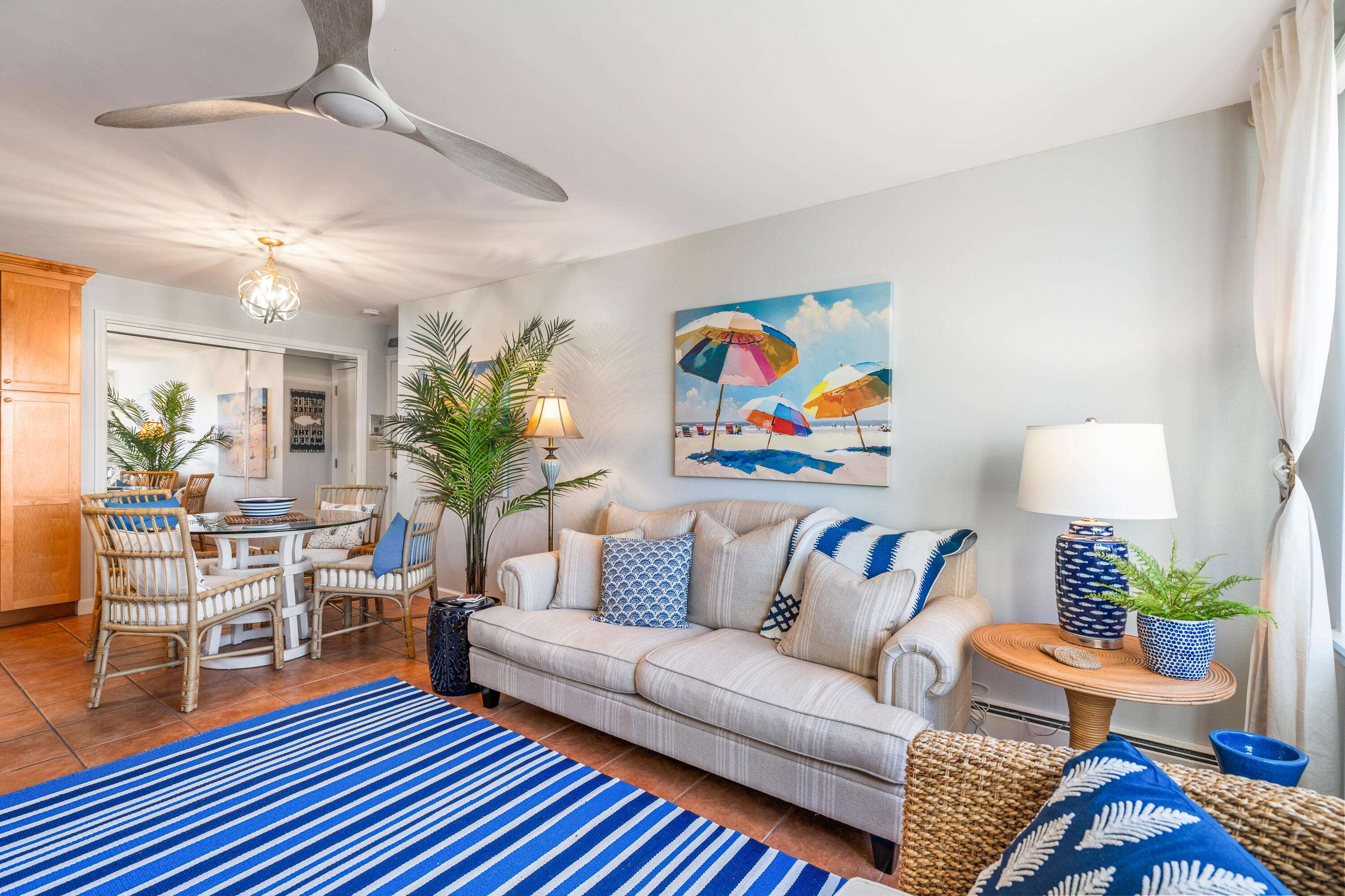 South Haven, MI 49090,225 N Shore DR #001