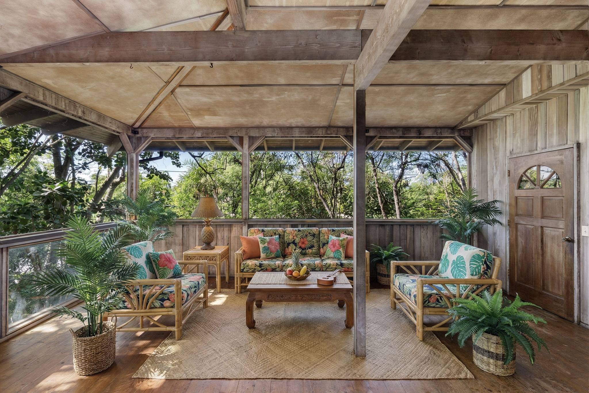 Captain Cook, HI 96704,82-6284 PUUHONUA RD