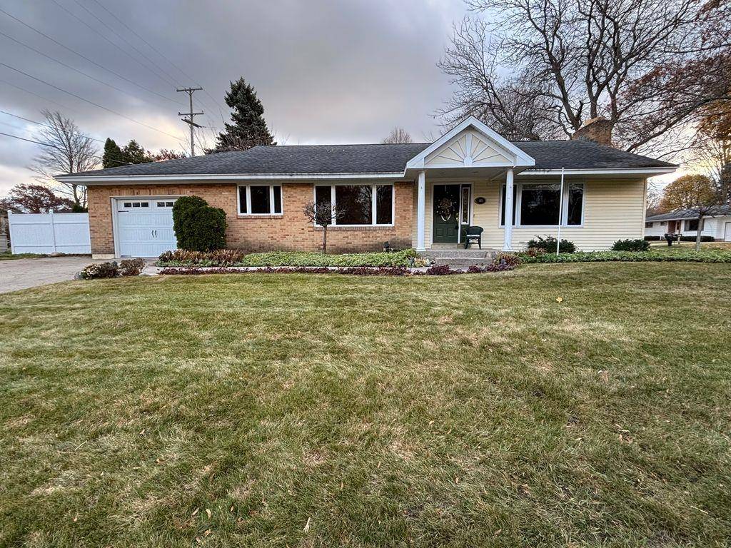 Traverse City, MI 49684,109 Boughey ST