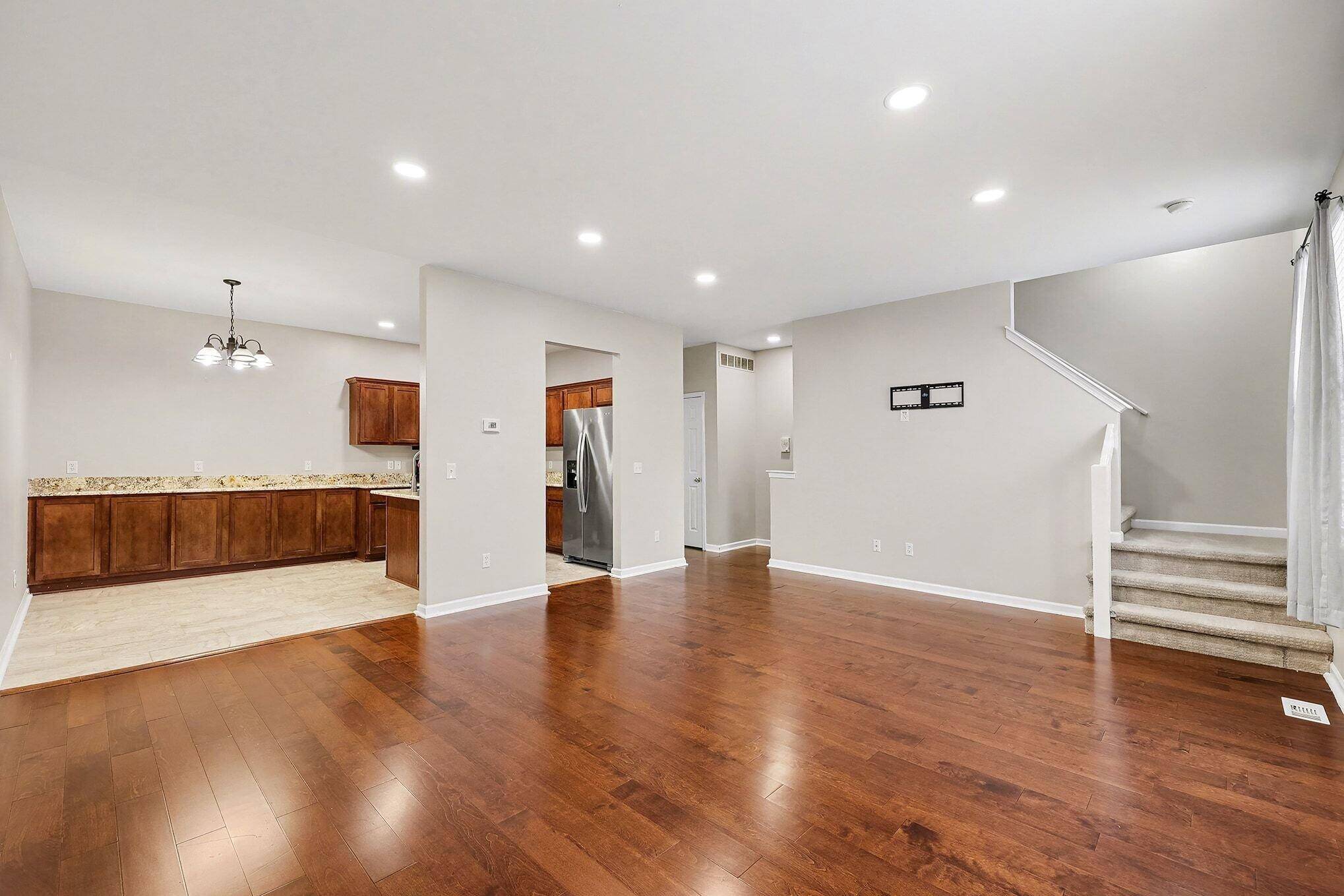 Utica, MI 48316,56607 Long Island DR