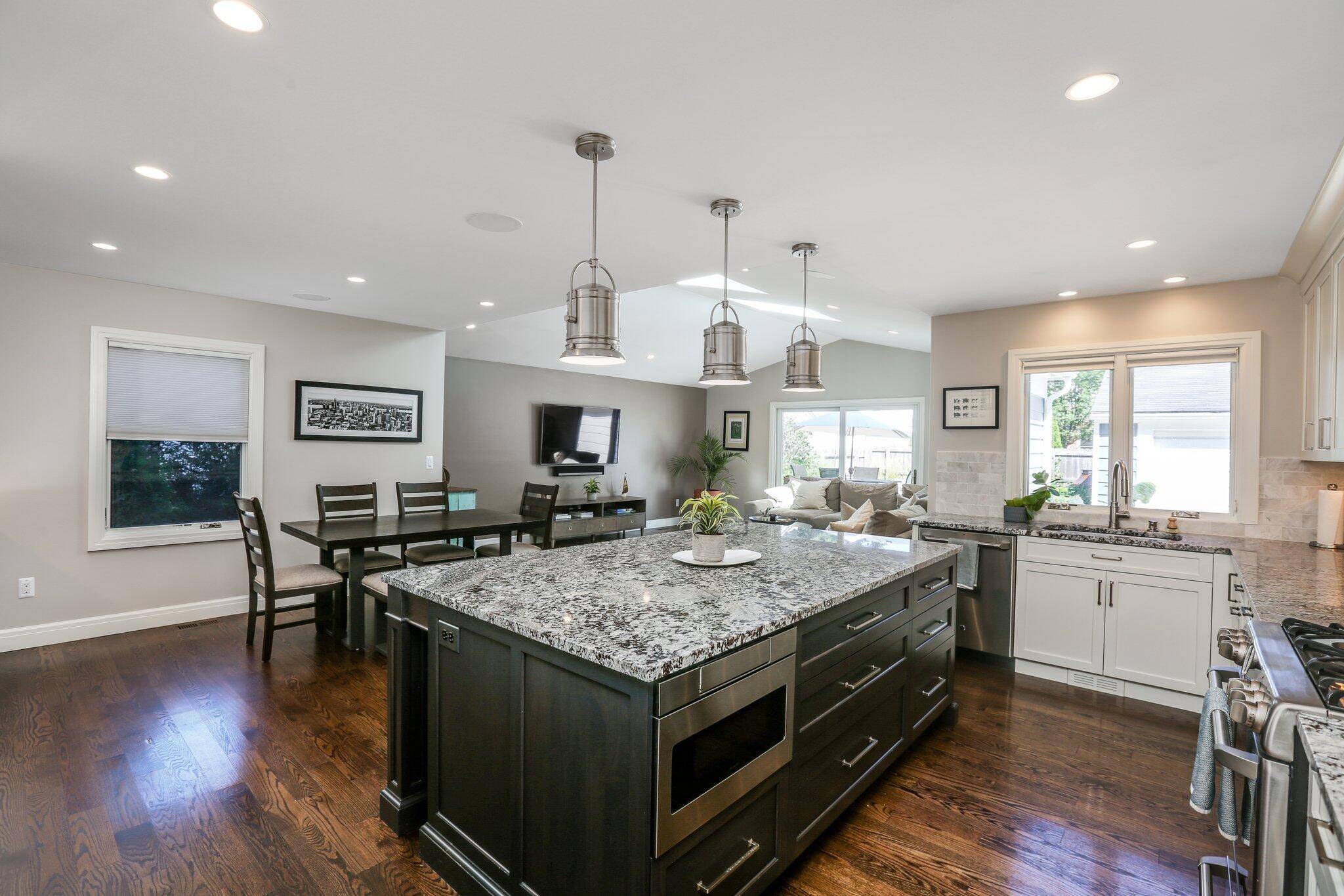 Birmingham, MI 48009,1265 S Bates ST