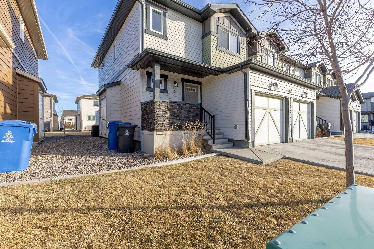 Lethbridge, AB T1J 5H6,1202 Keystone RD W #4