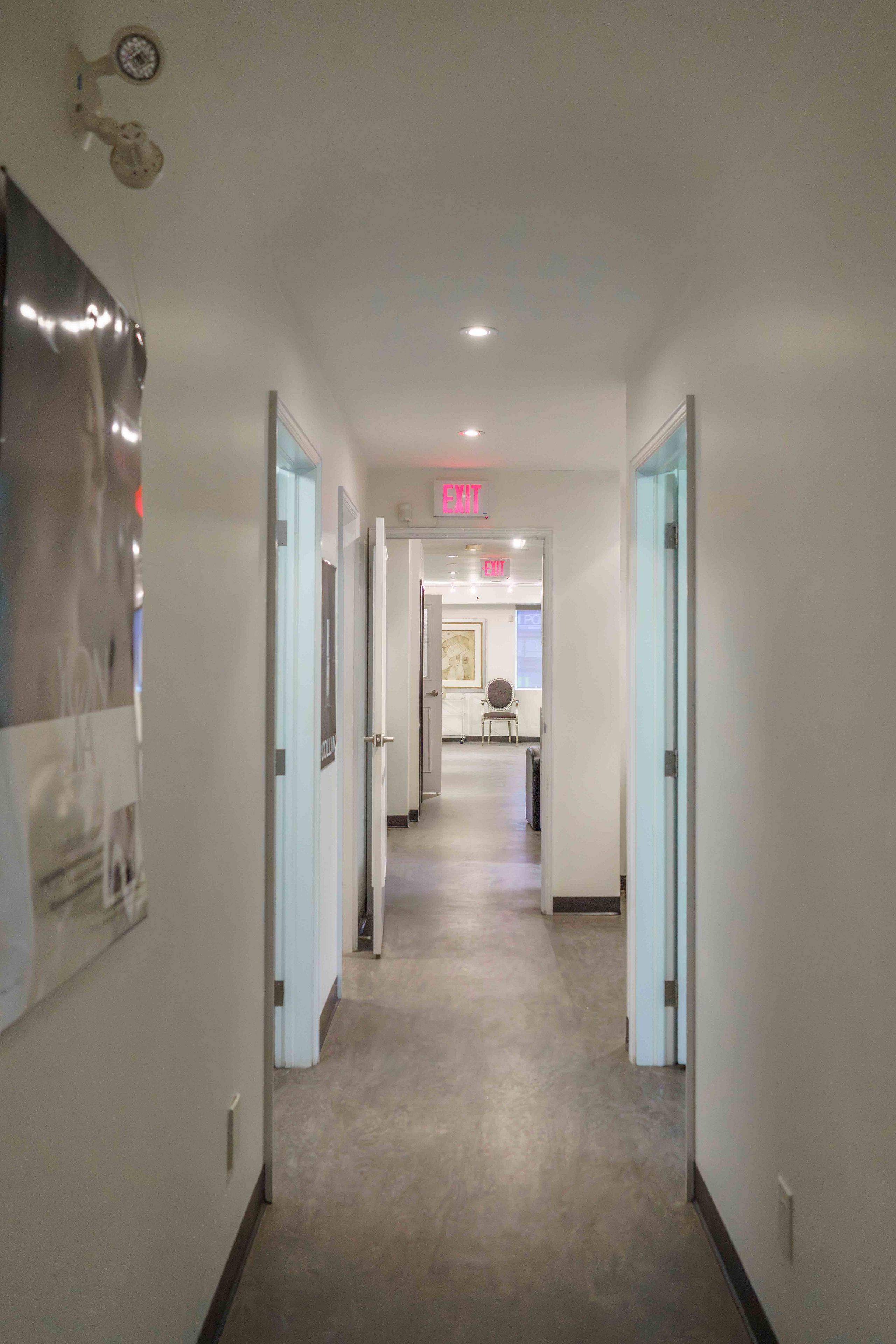 Toronto C04, ON M5M 4A1,1966 Avenue RD #2nd Floor