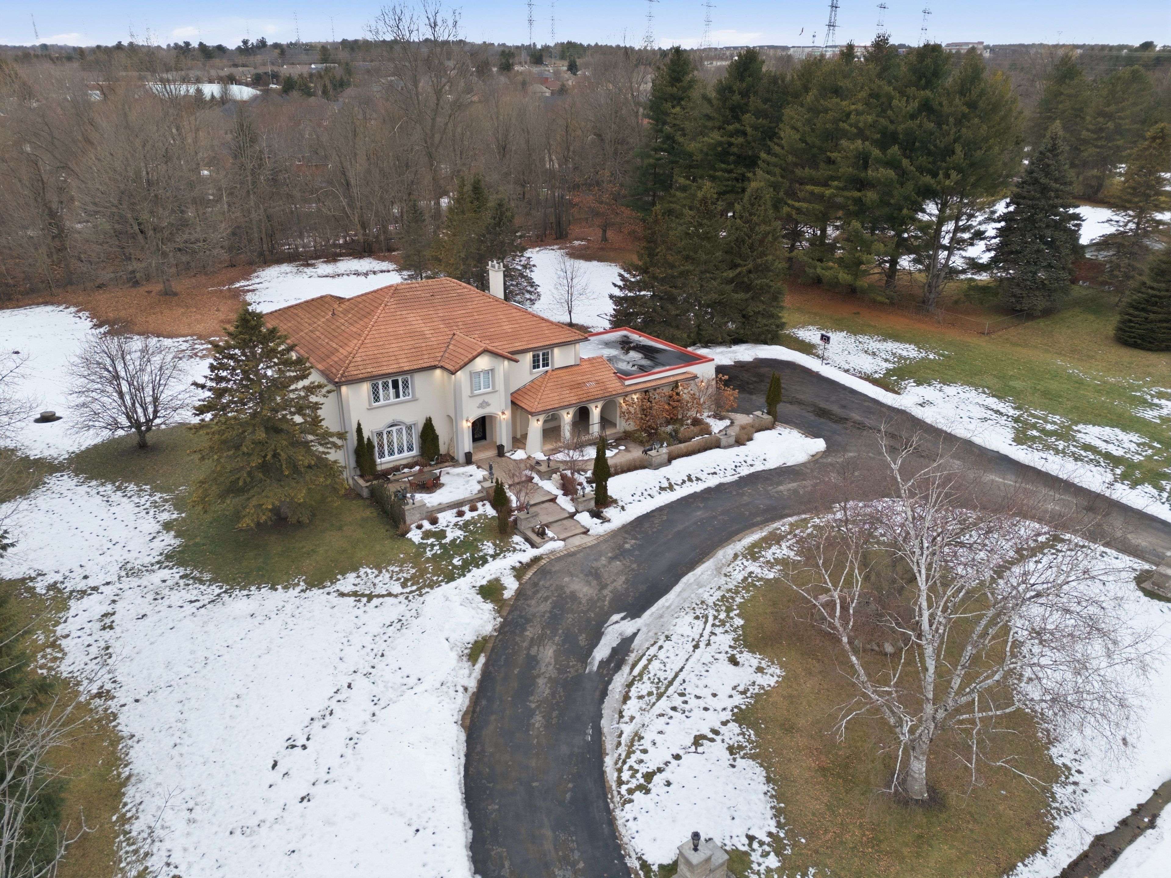 Pickering, ON L1T 3S5,10 Bunting CT