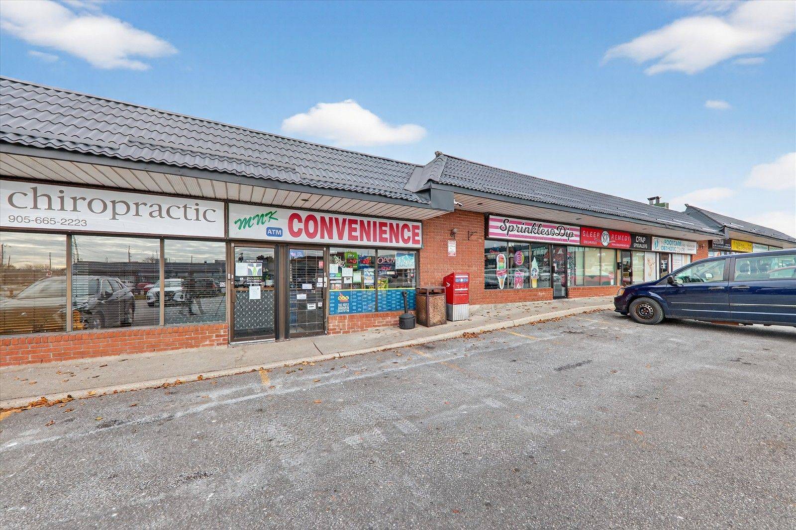 Whitby, ON L1N 8W8,25 Thickson RD N #2