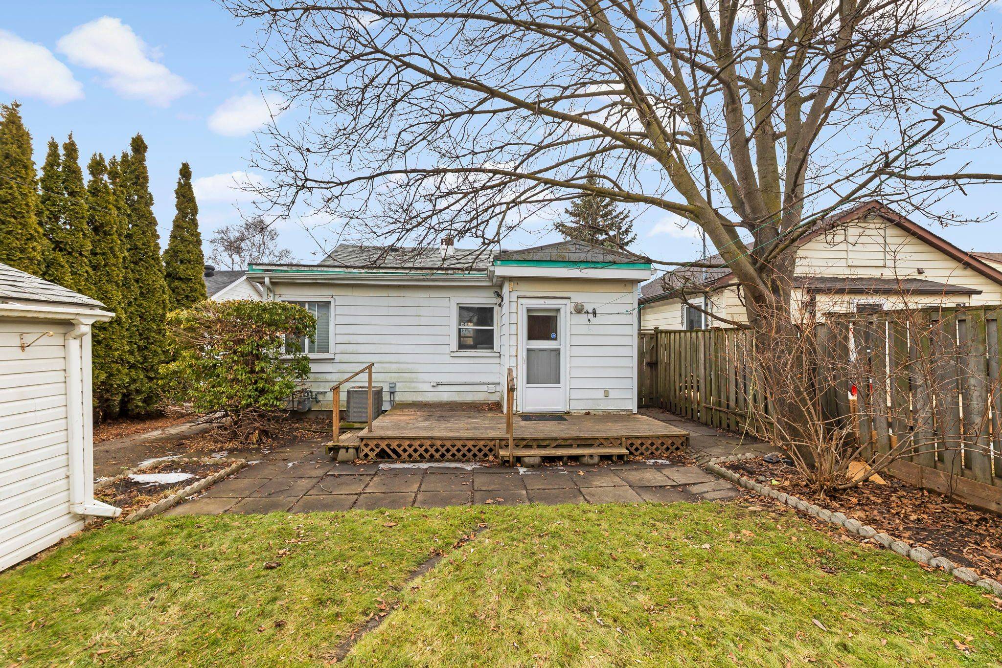 Ajax, ON L1S 1V3,50 Cedar ST