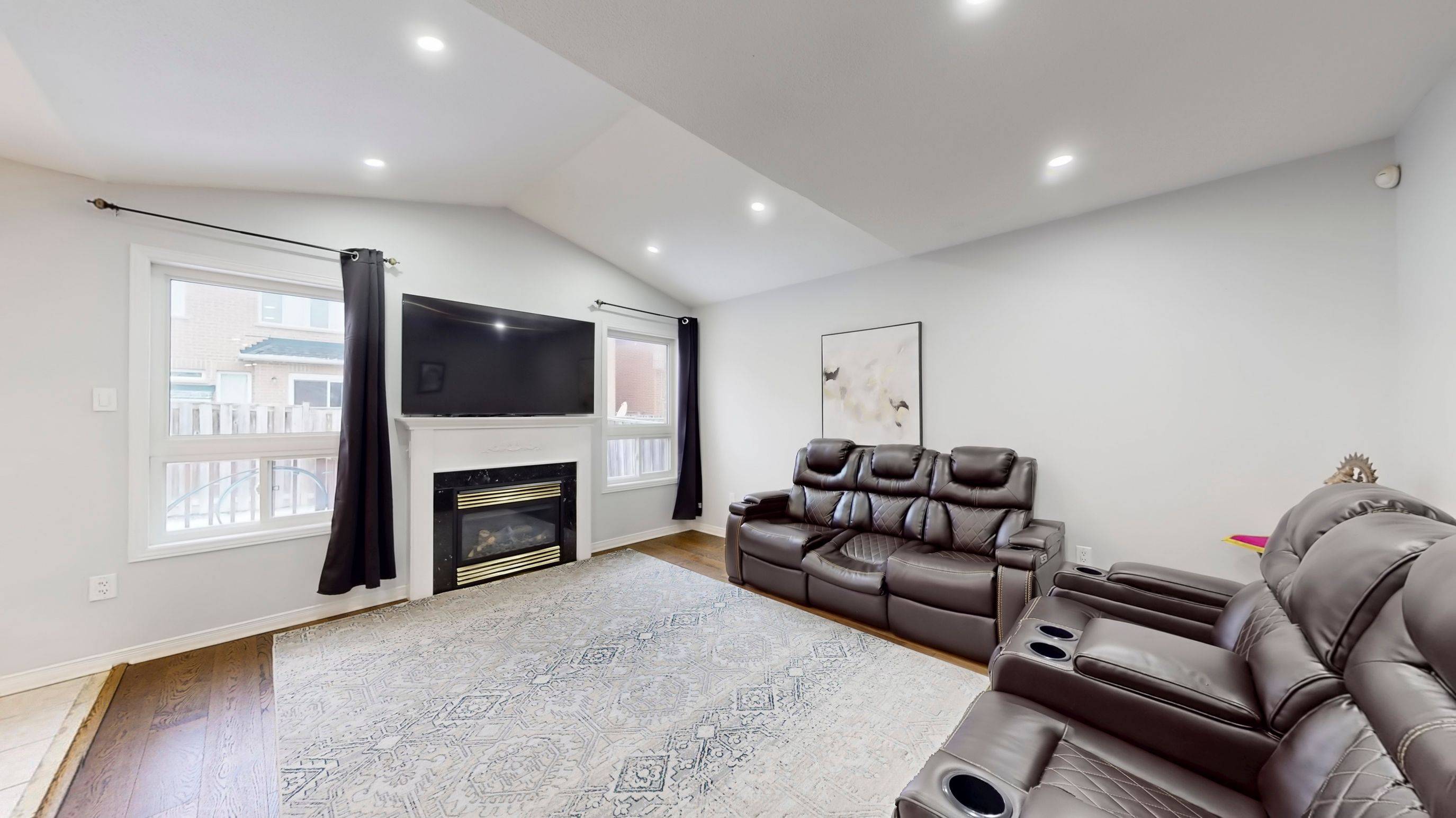 Ajax, ON L1Z 2A7,12 Teasdale ST