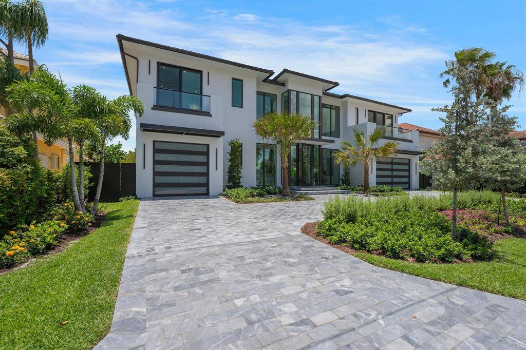 Delray Beach, FL 33483,948 Banyan Drive