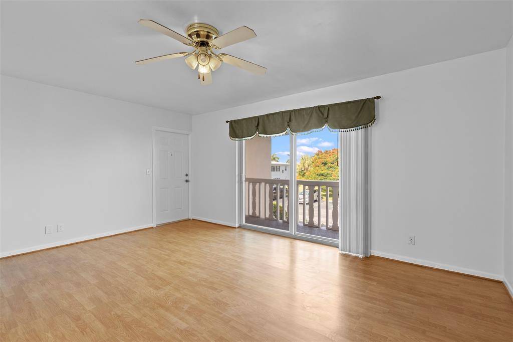 Boynton Beach, FL 33435,90 South Blvd #2C