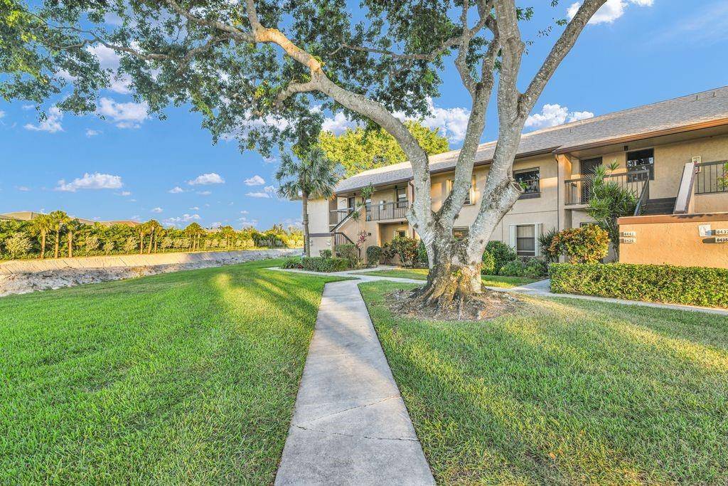 Boca Raton, FL 33434,8447 Boca Glades Blvd E #117