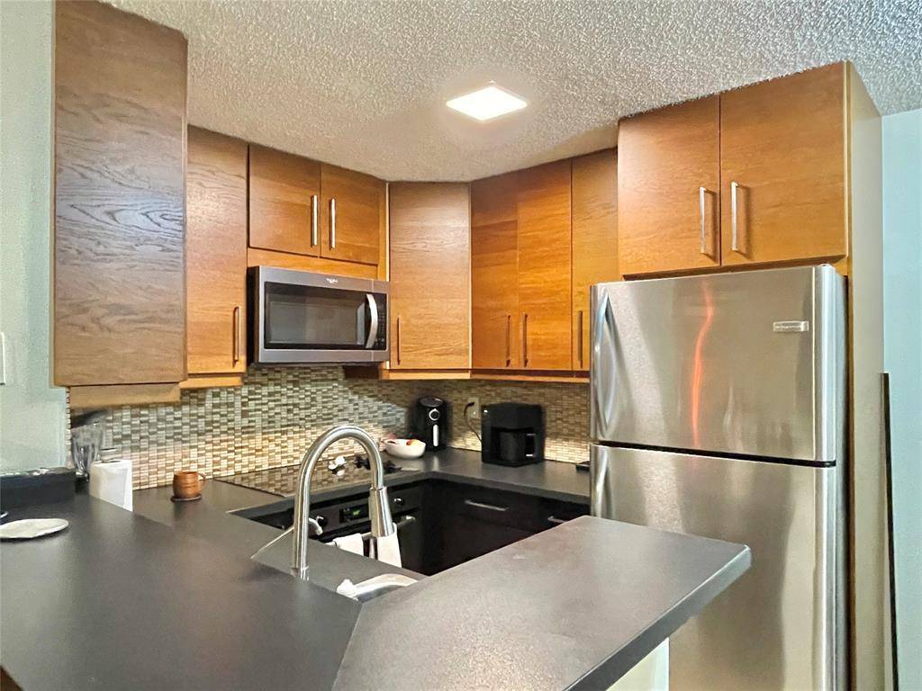 Coconut Creek, FL 33063,851 Lyons Rd #22106