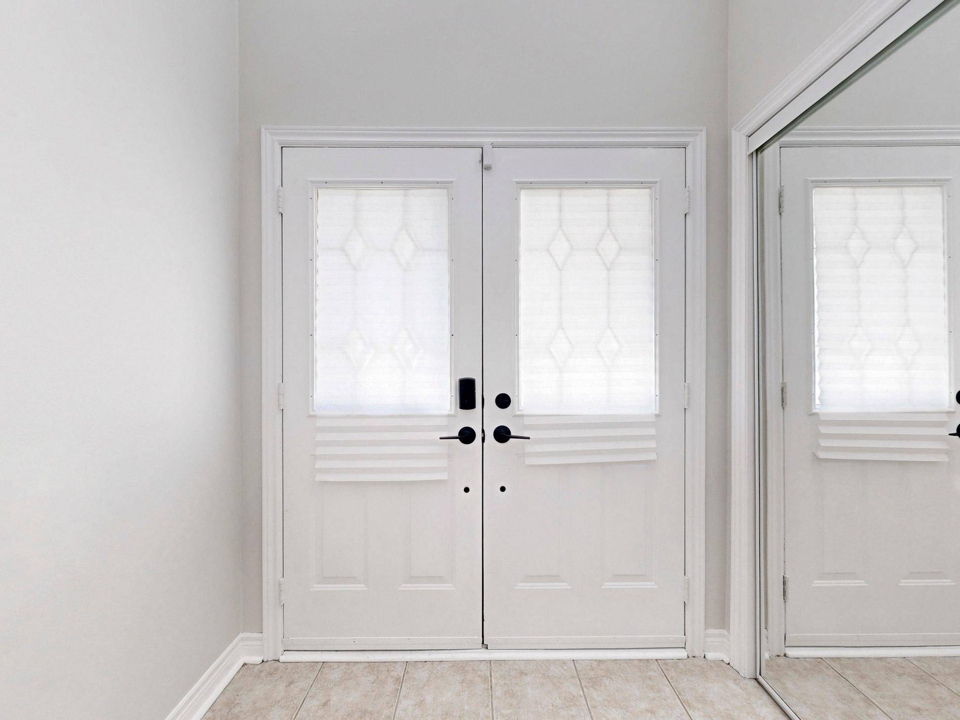 Vaughan, ON L4H 1M6,22 Laura Sabrina DR