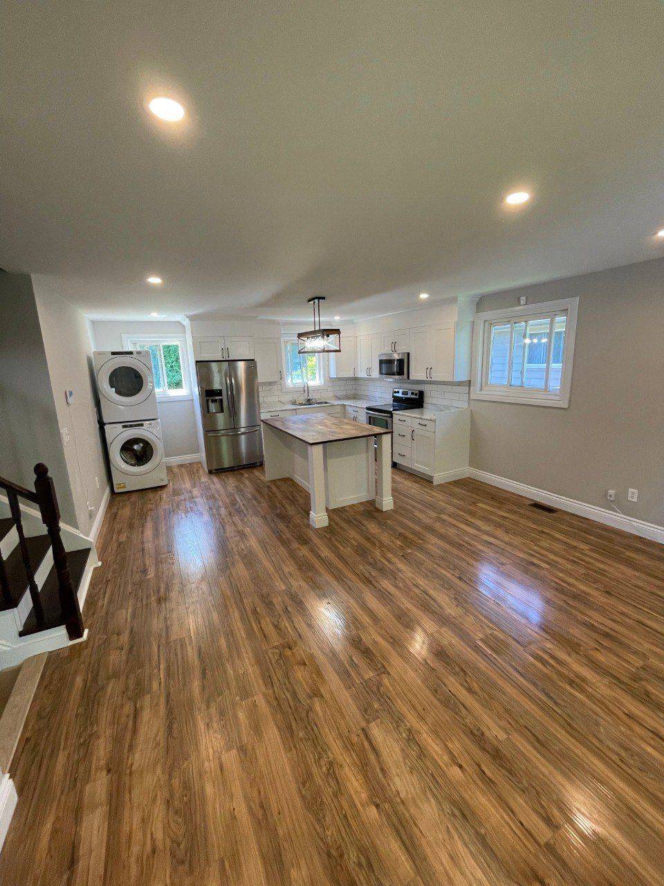 Barrie, ON L4N 3P9,30 Thorncrest RD