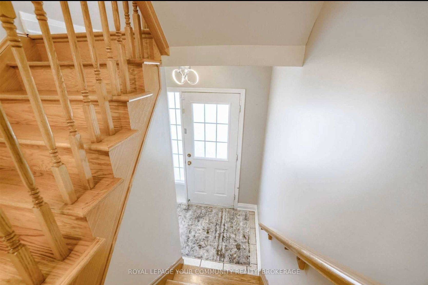 Mississauga, ON L5V 2Y4,5980 Whitehorn AVE #101