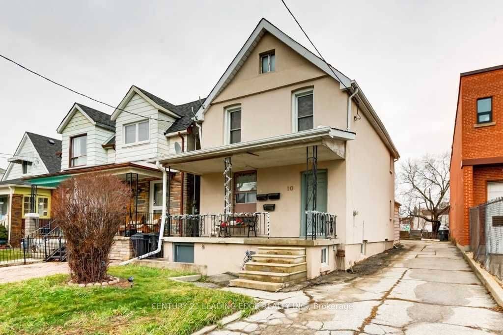 Toronto W04, ON M6N 2S1,10 Lambton AVE