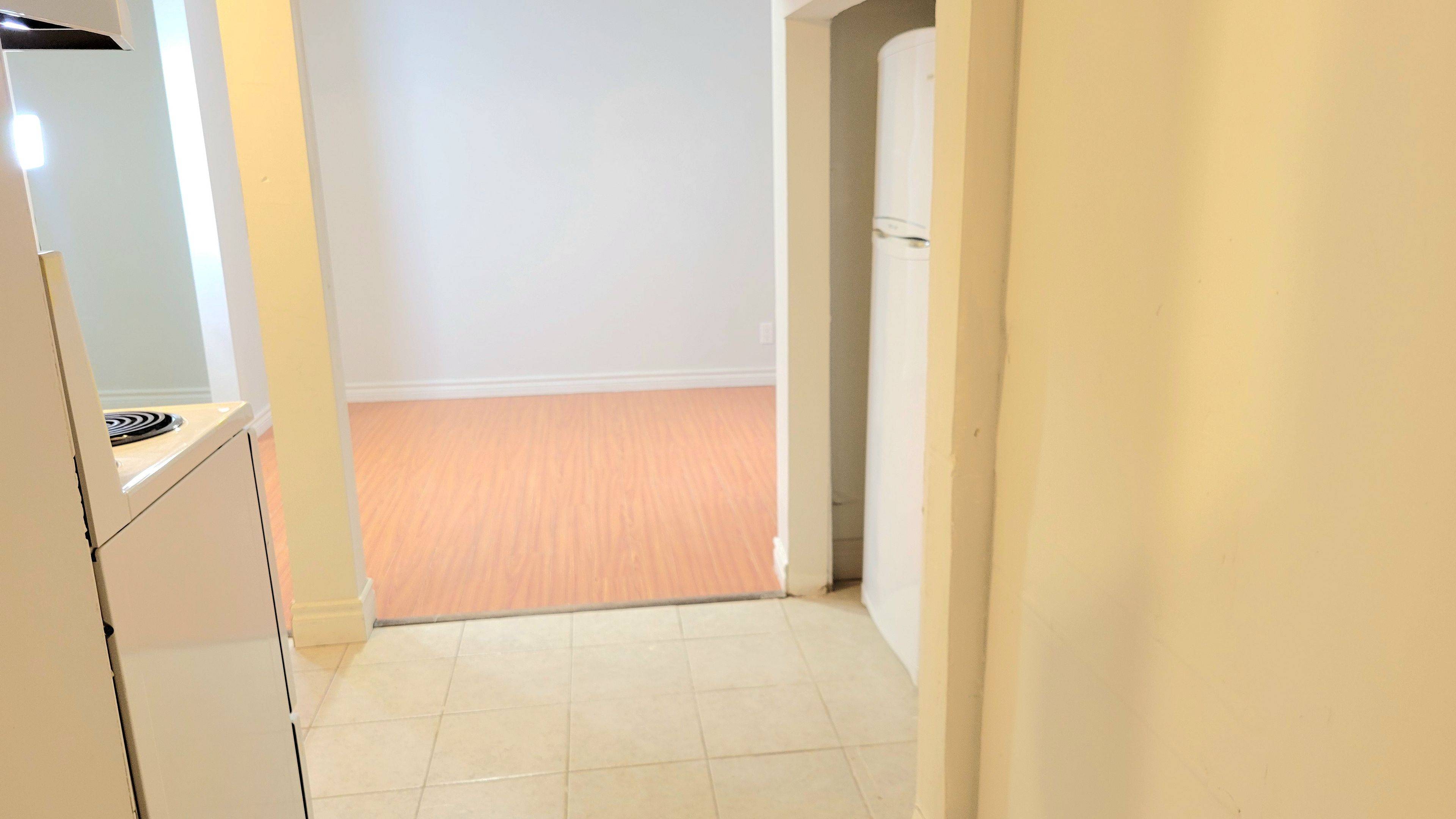 Brampton, ON L6V 2W7,23 Bruce Beer DR