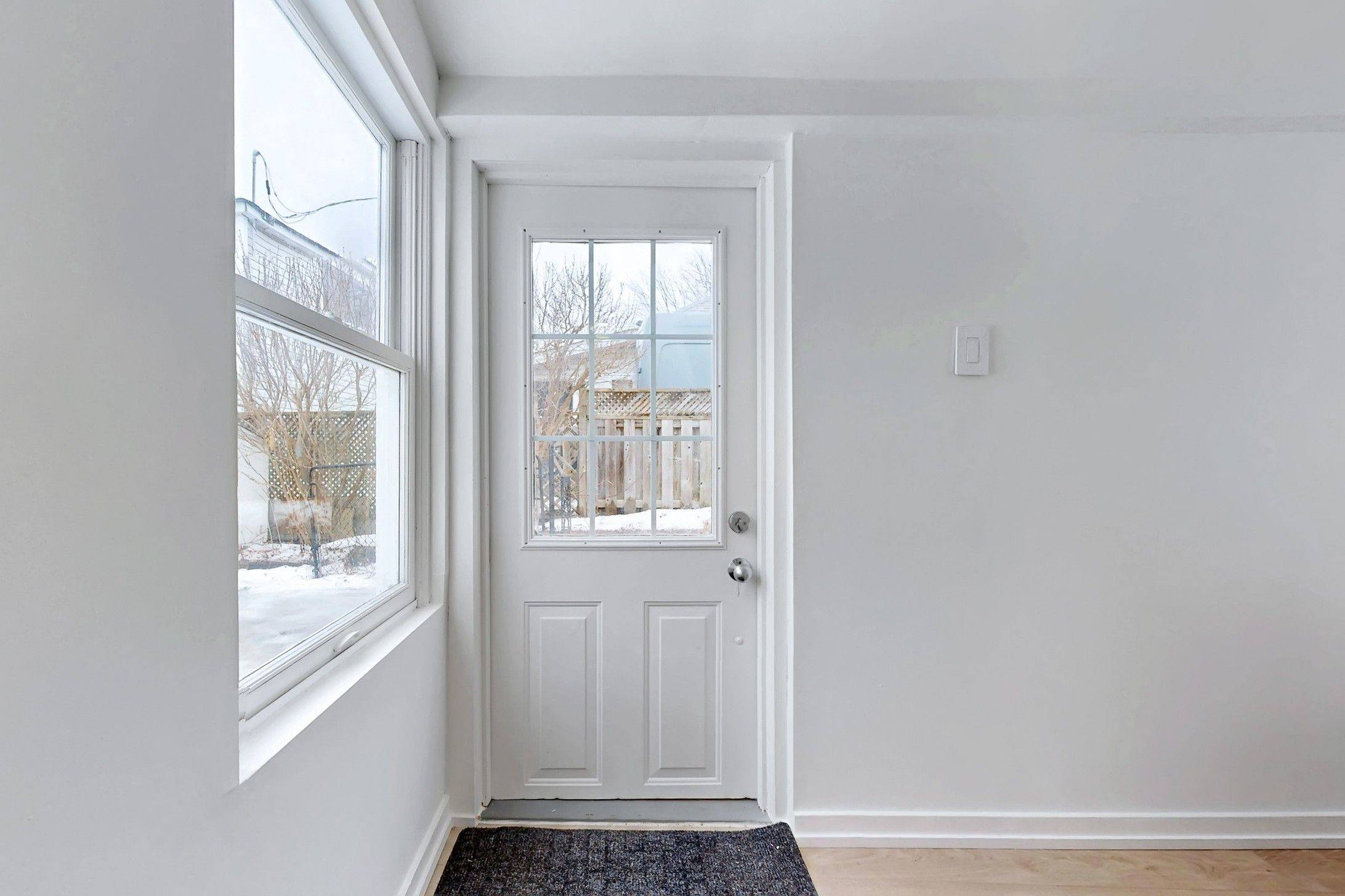 Halton Hills, ON L7J 2E3,127 POPLAR AVE