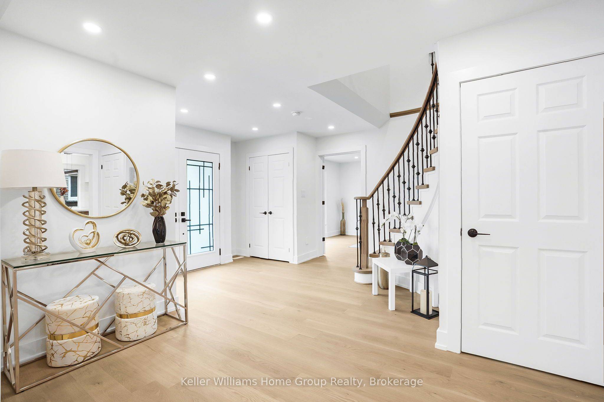 Mississauga, ON L5V 1B9,1105 Ewing CRES