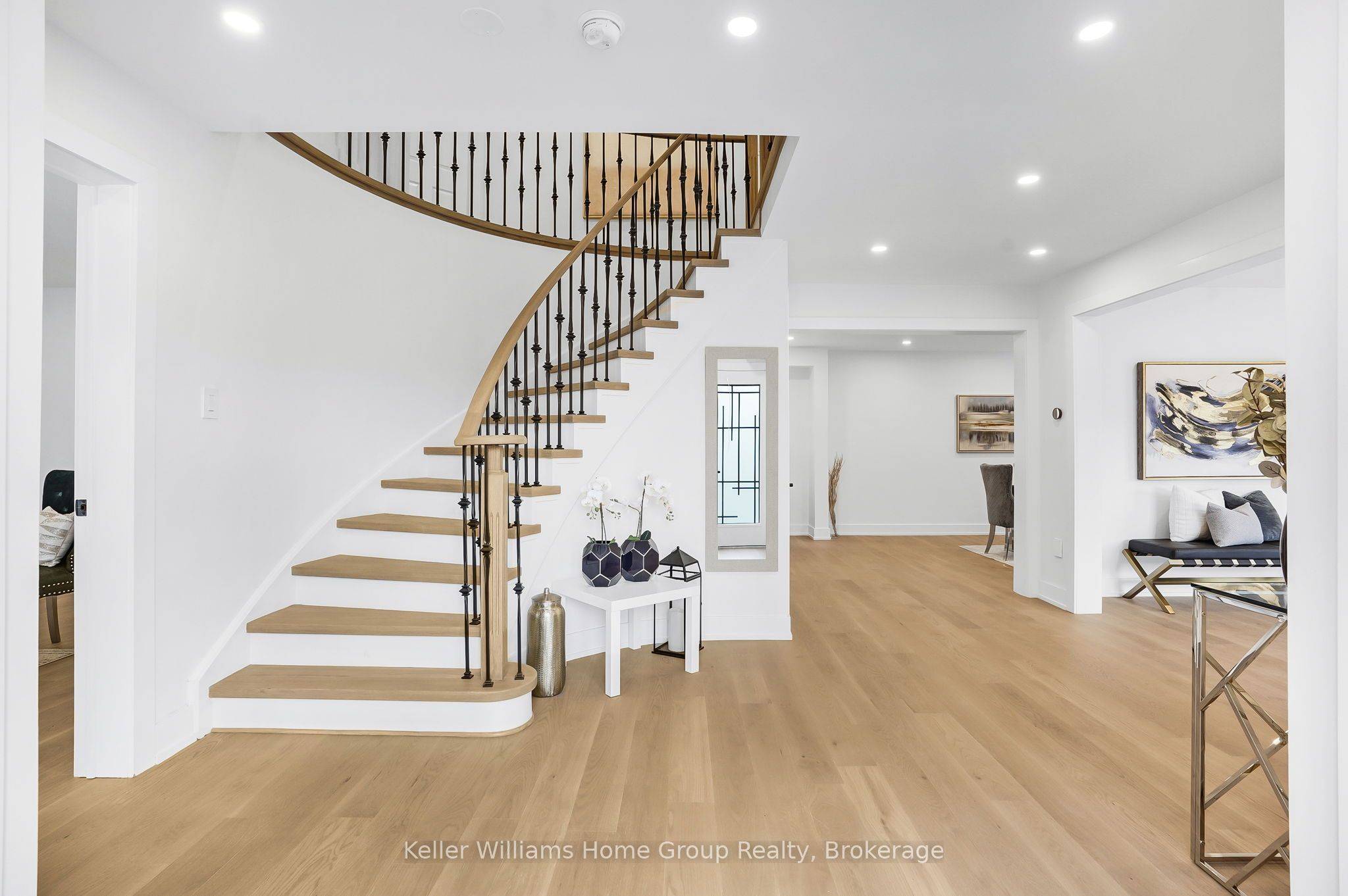 Mississauga, ON L5V 1B9,1105 Ewing CRES