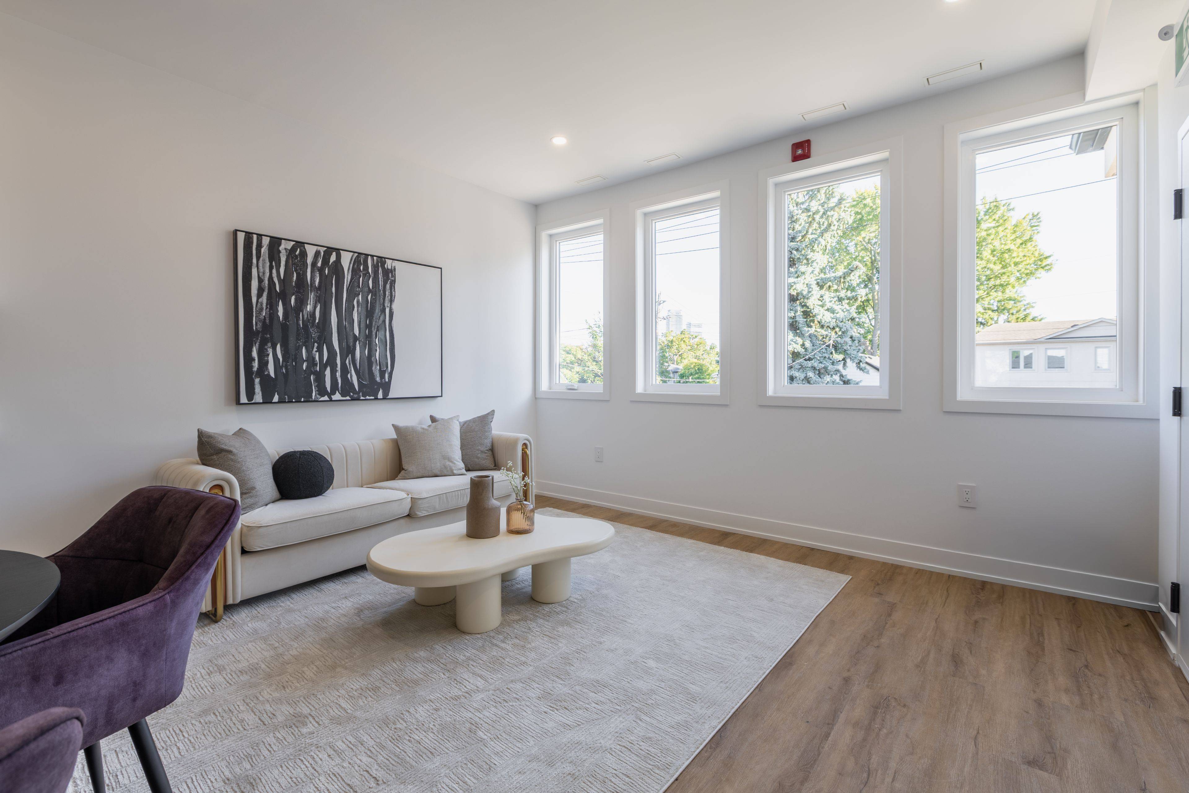 Toronto W07, ON M8Y 1S1,60 Cannon RD #4