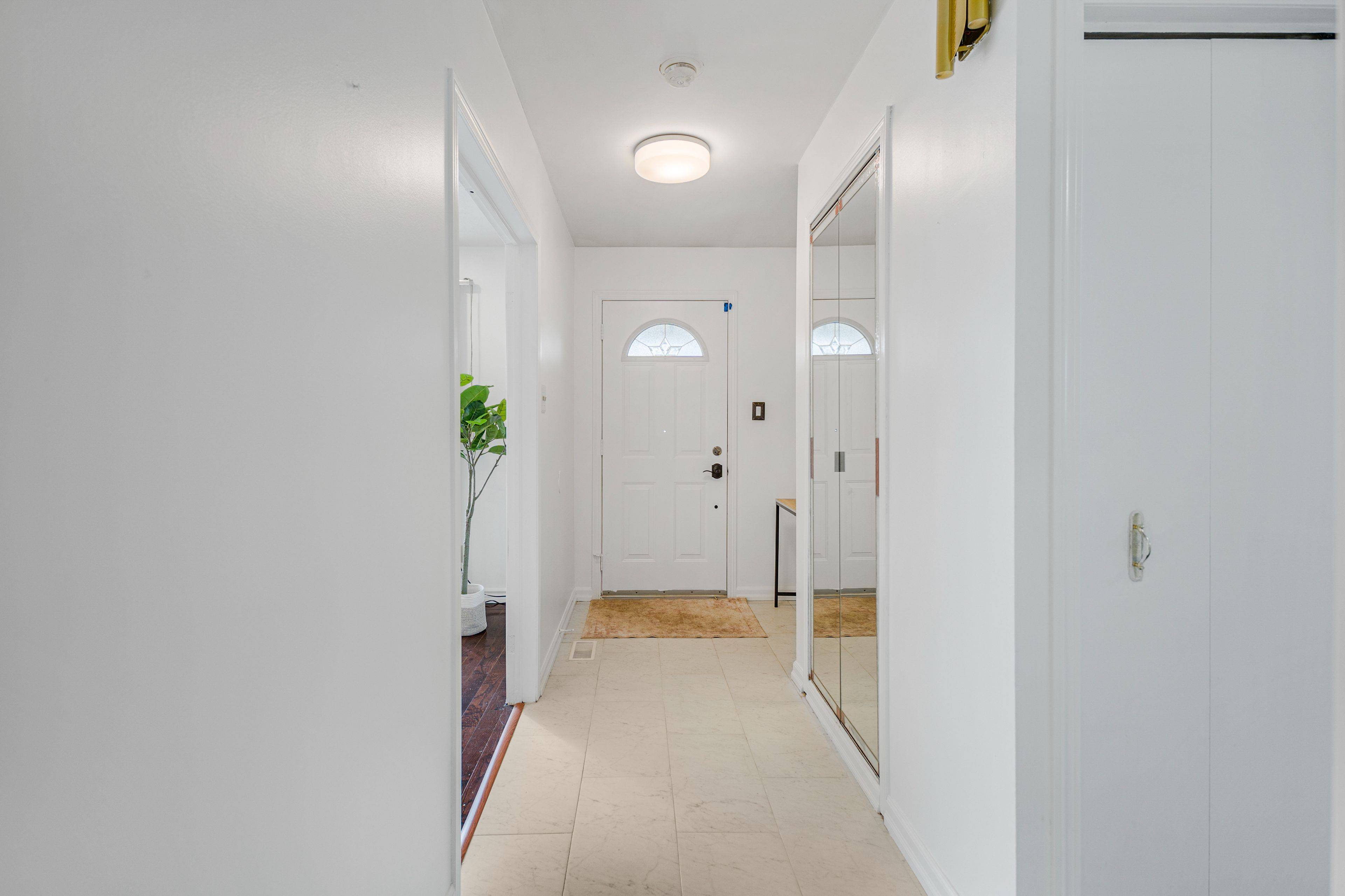 Brampton, ON L6T 2R1,11 Addington CRES