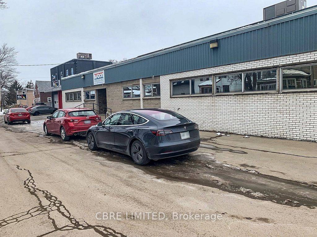 Welland, ON L3B 5B7,40 Seventh ST