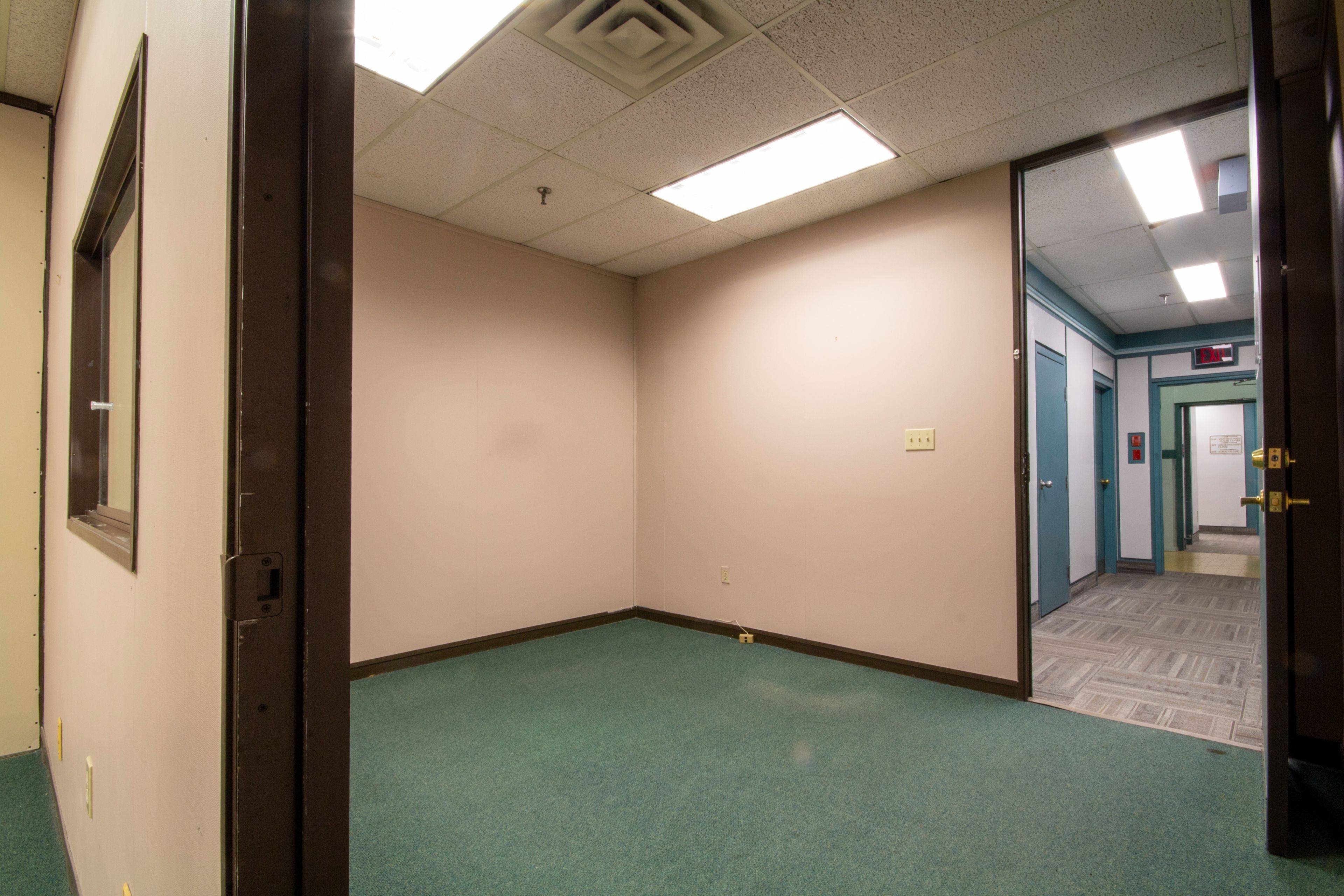 Hamilton, ON L8P 1Y6,200 JAMES ST S #206