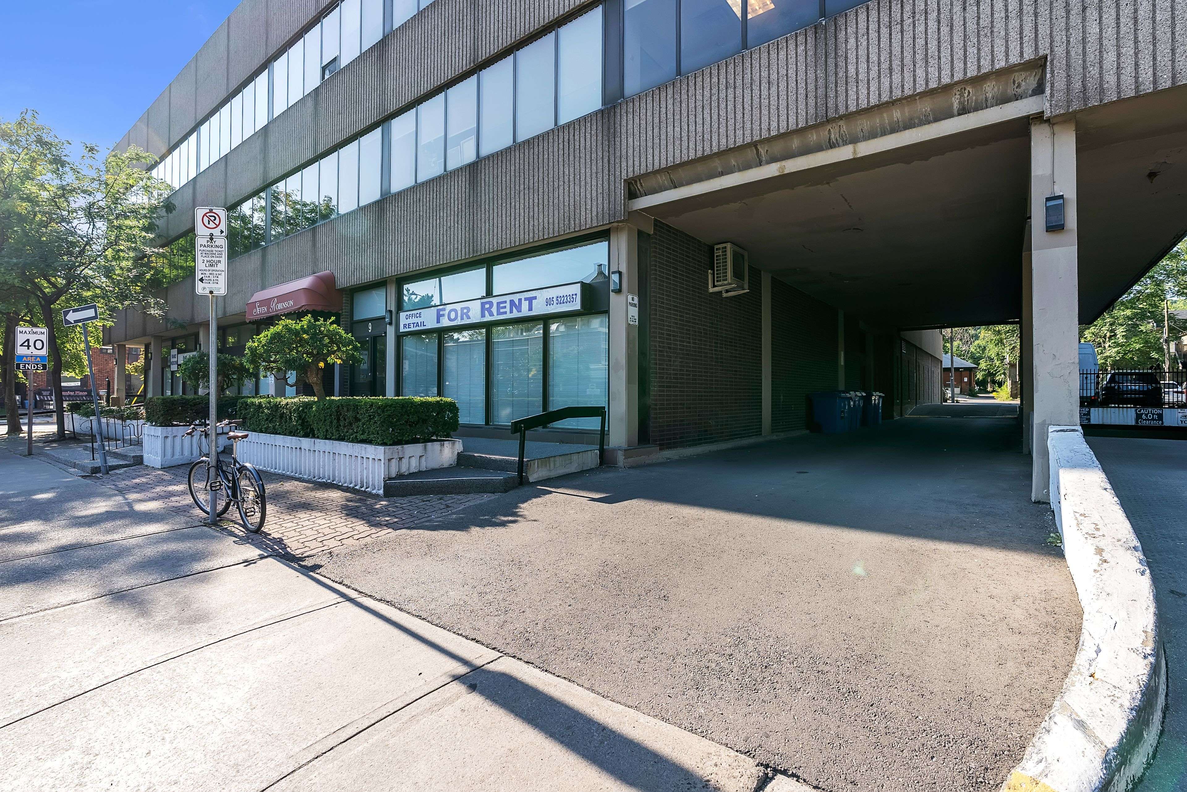 Hamilton, ON L8P 1Y6,200 JAMES ST S #9 Robinson