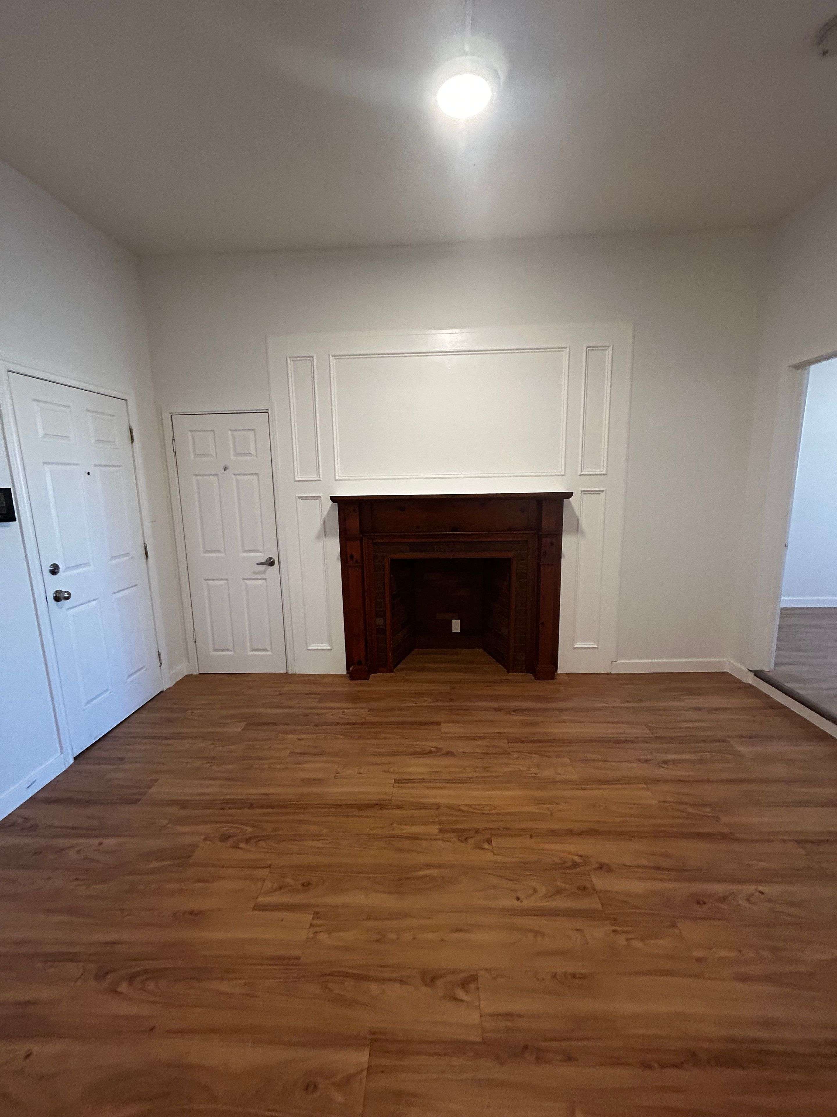 Peterborough, ON K9H 2L2,174.5 Hunter ST W #2