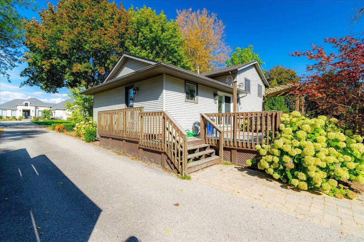 Norwich, ON N0J 1R0,71 North ST W