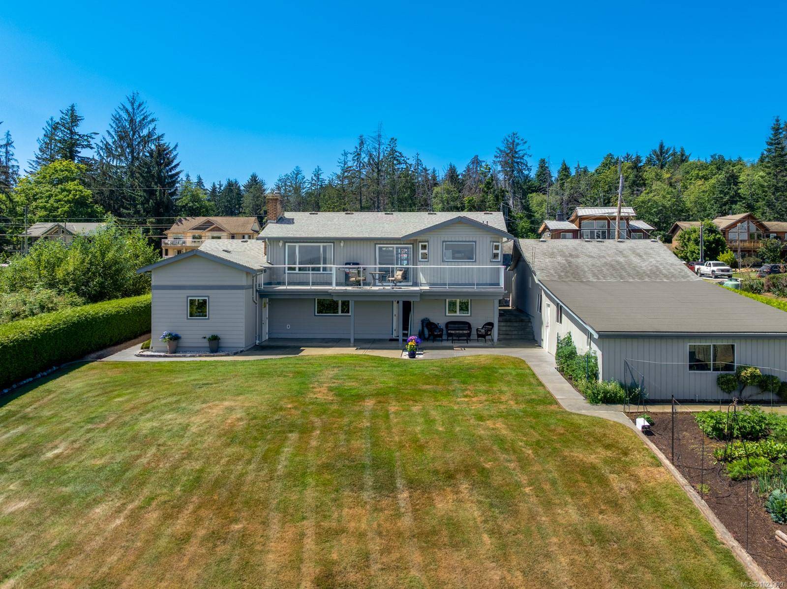 Courtenay, BC V9J 1V4,6348 Eagles Dr