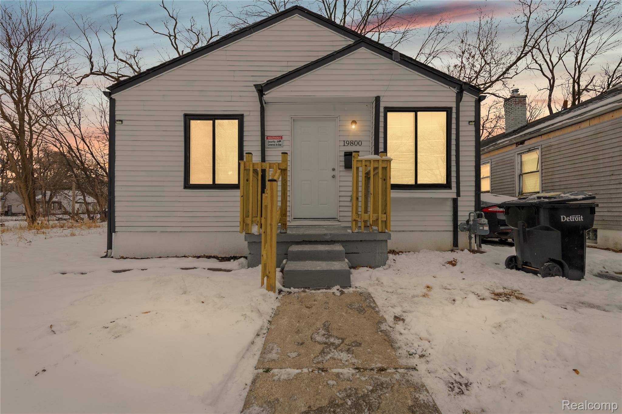 Detroit, MI 48235,19800 Oakfield ST