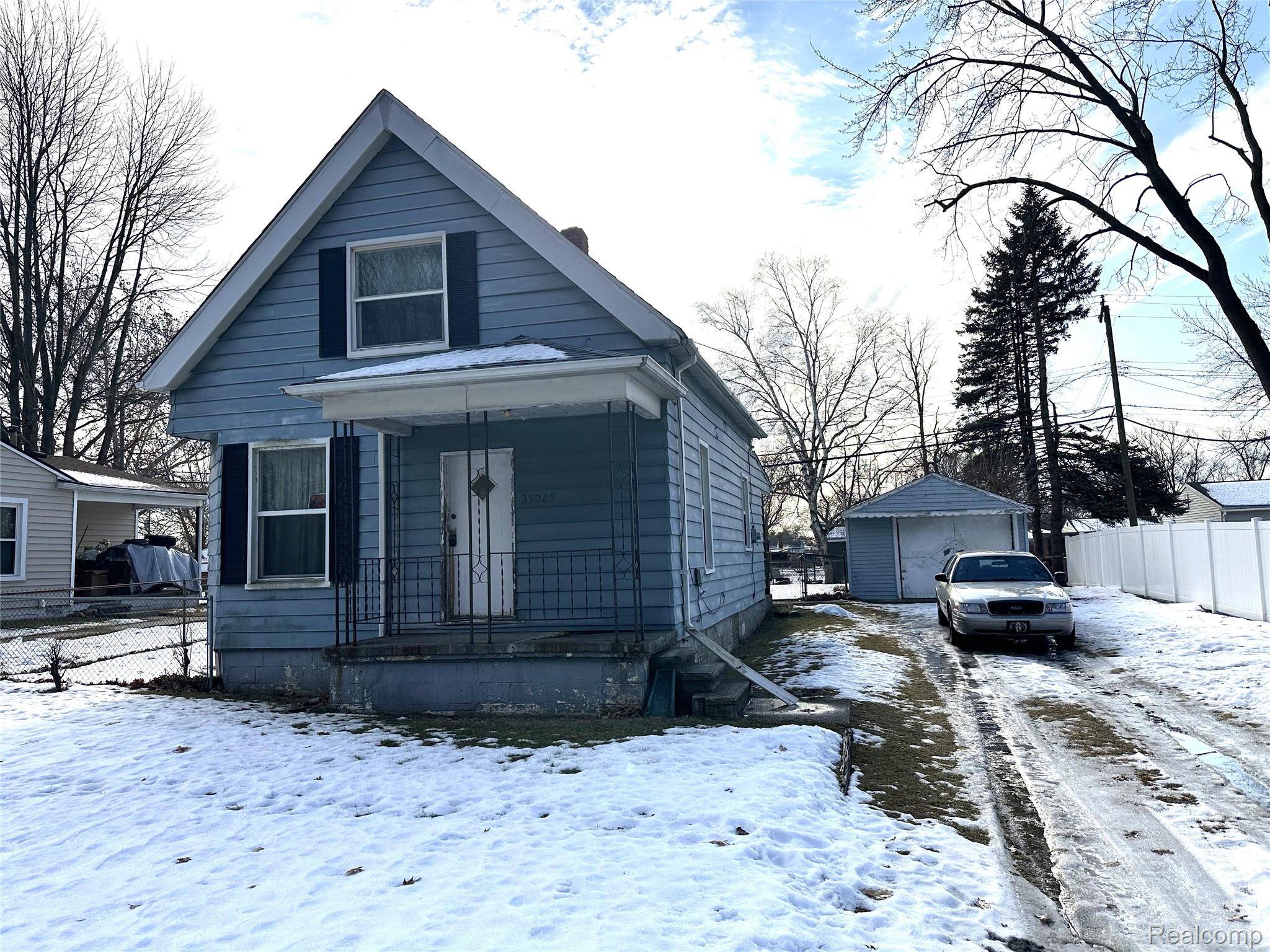 Romulus, MI 48174,35025 Wick RD