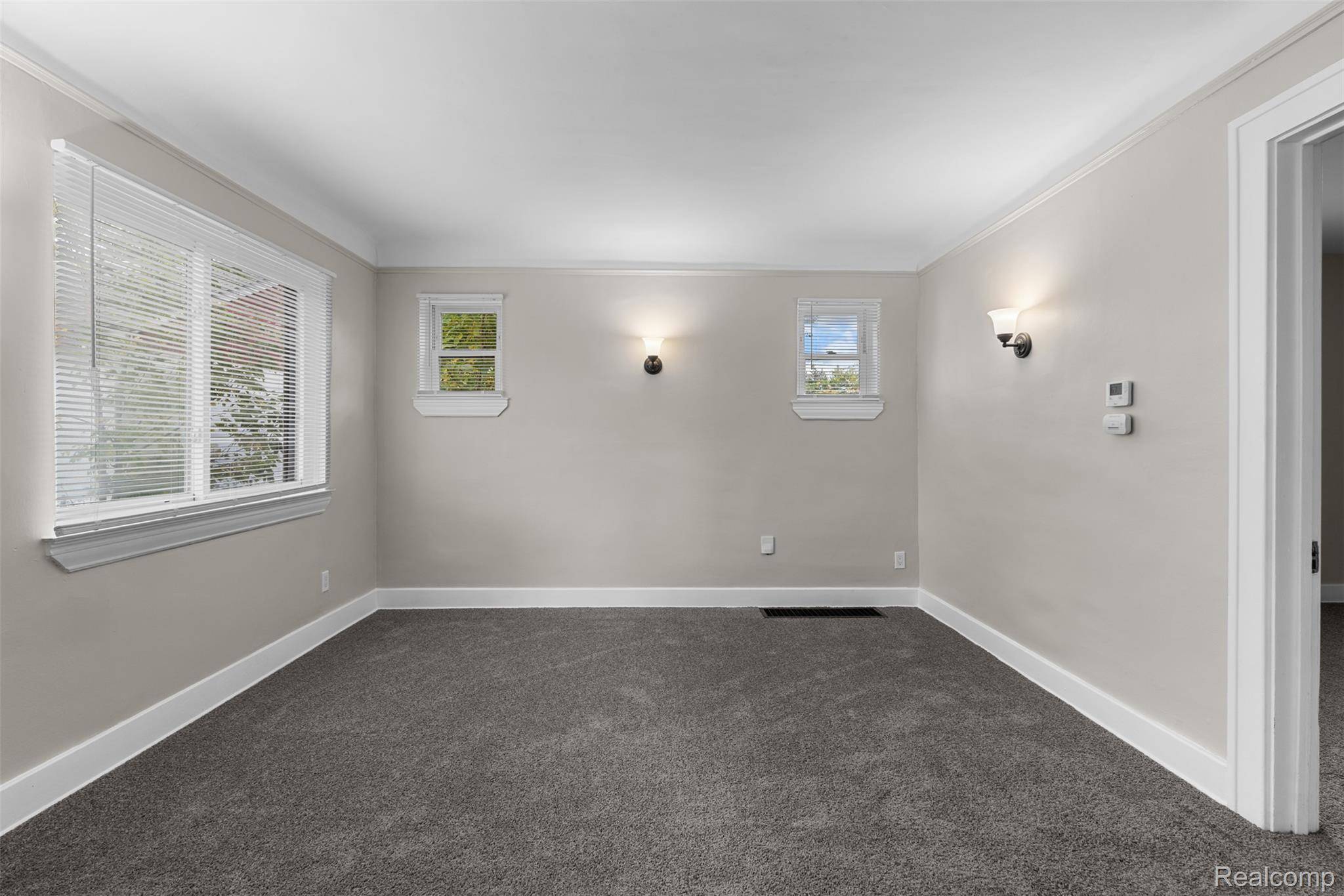 Eastpointe, MI 48021,17174 Forest AVE