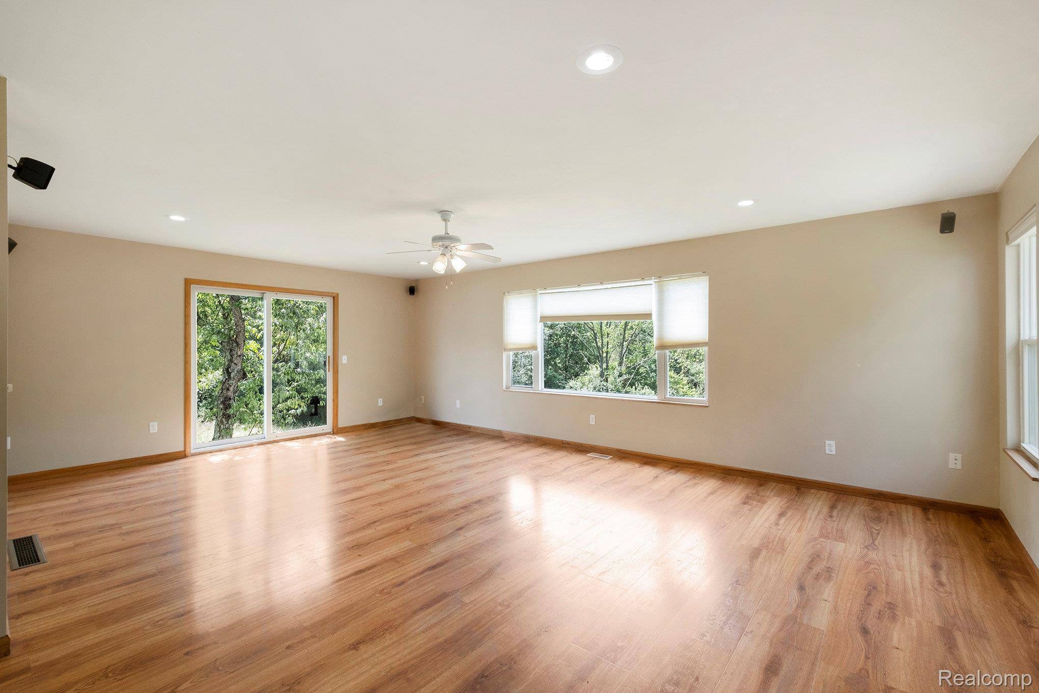 Holly, MI 48442,1490 Gage RD